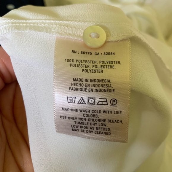 NWOT Anthropologie HD in PARIS Astral Tie Neck Blouse S 4P - Picture 4 of 5